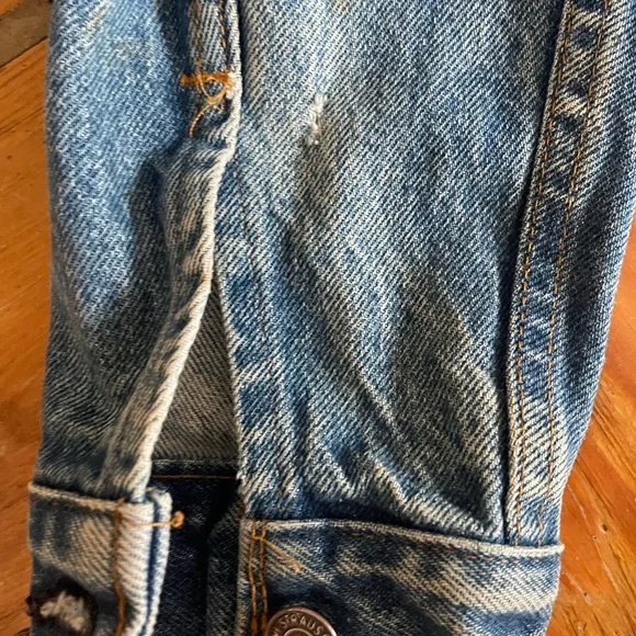 Vintage Levis Jean jacket- Made in USA - Picture 6 of 7